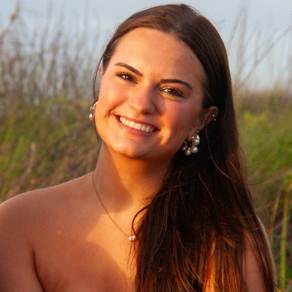 Meet your Posher, Alayna